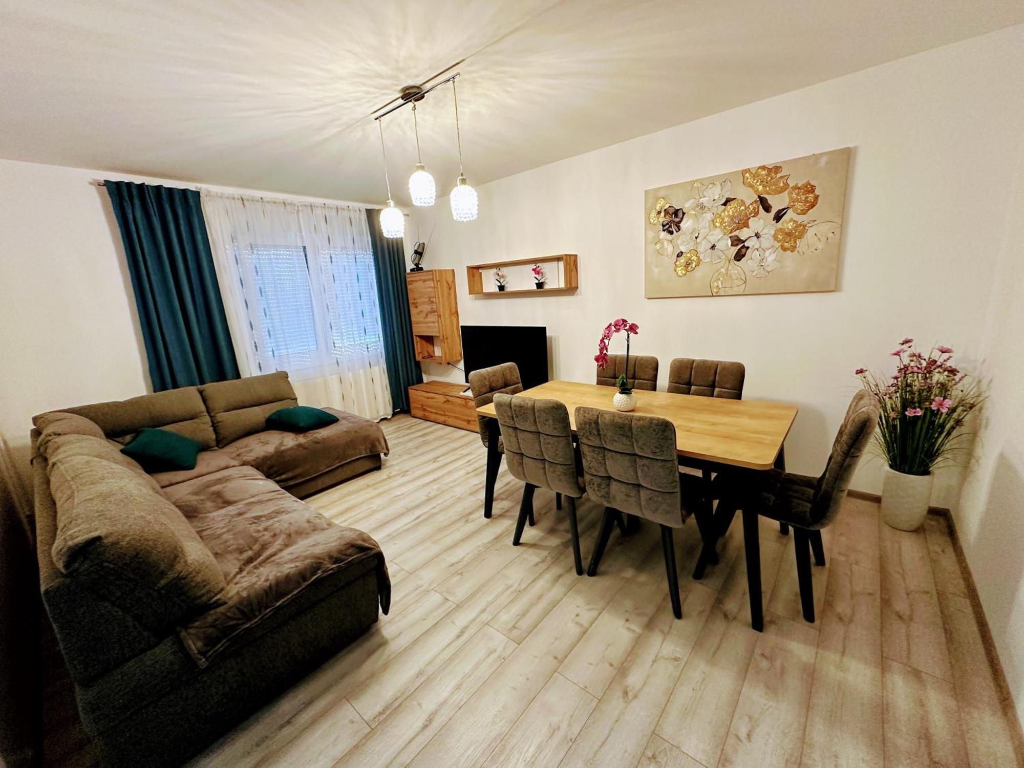 Apartment Marija วาราชดีน ภายนอก รูปภาพ